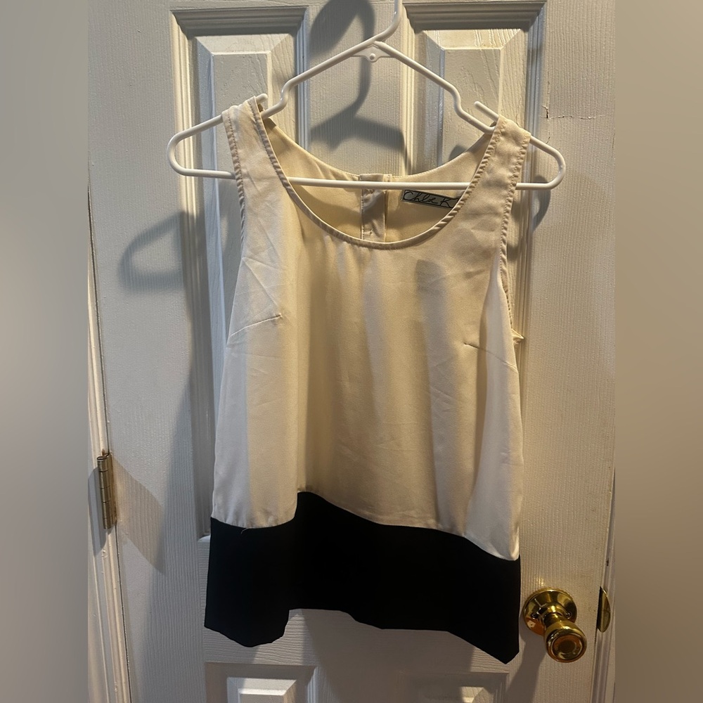 NWT‎ Chloe K Sheer Sleeveless Top Blouse Ivory Black Small Button Back Dressy